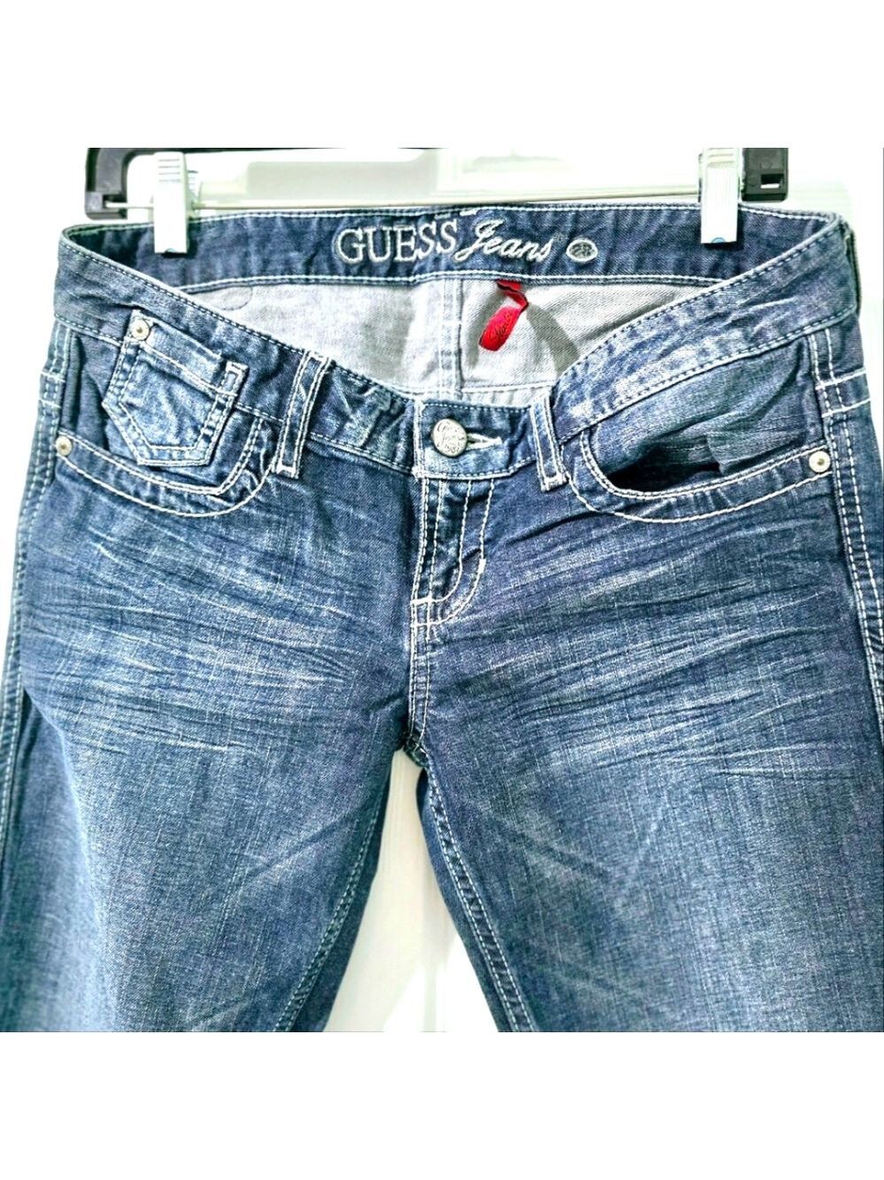 Guess Jeans  Women's Straight Leg Size 28 - Picture 3 of 10